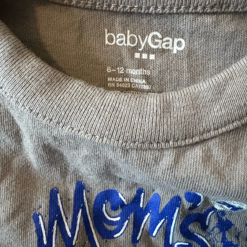 GAP Gray”Mom’s Little Trouble Maker” Bodysuit size 6-12mo New with Tags